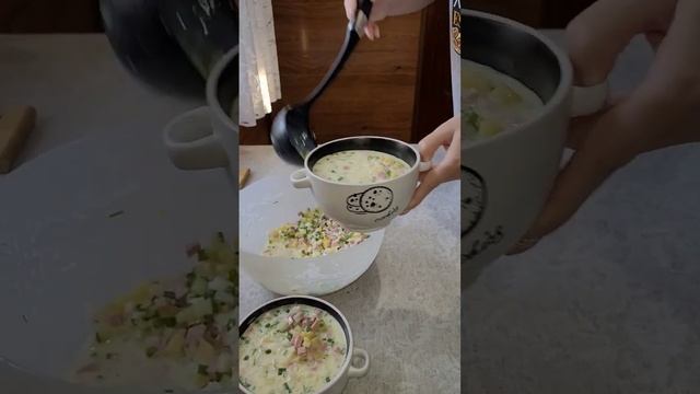 #очень #вкусно #еда #обед #ужин #едаялюблютебя #shorts #семья #shortsvideo #деревня #shors #окрошка смотреть онлайн