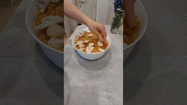 Очень Вкусная курица с картошкой в сливках. Подписывайся ко мне в инстаграмм @dily.ara6195 смотреть онлайн