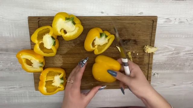 Best Stuffed Peppers with Rice and Tuna! смотреть онлайн