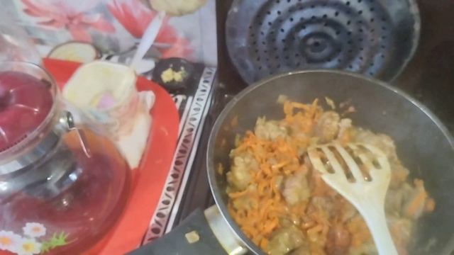 Обед для семьи👨👧👩👵🧓 смотреть онлайн