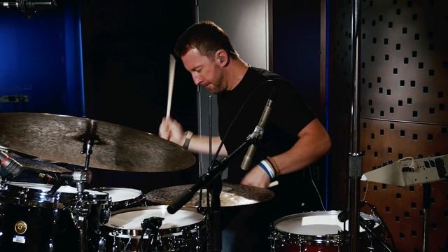 BEOFRE by Man On The Moon - Mike Johnston смотреть онлайн