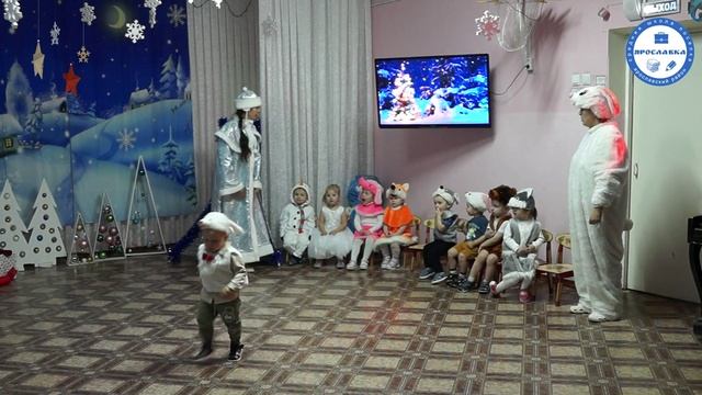 Новогодний утренник. Группа А смотреть онлайн