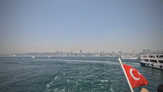 Стамбул: прогулка по Босфору смотреть онлайн