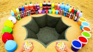 Как сделать паутину-пит с цементом, большой Coca Cola, Fanta, Mirinda, Chupa Chups против Mentos.