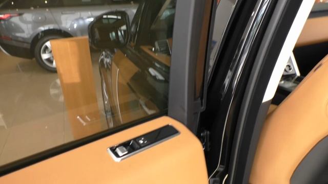 2018 Land Rover Range Rover Autobiography - смотреть видео онлайн от «MegaRetr» в хорошем качестве, смотреть онлайн