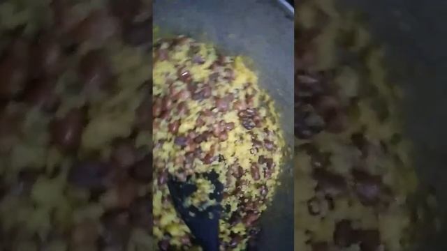 costelinha de porco gritar,feijão de corda com cuscuz e arroz!!😋😋😋uma delícia!!COMIDA DE PROBE!!! смотреть онлайн