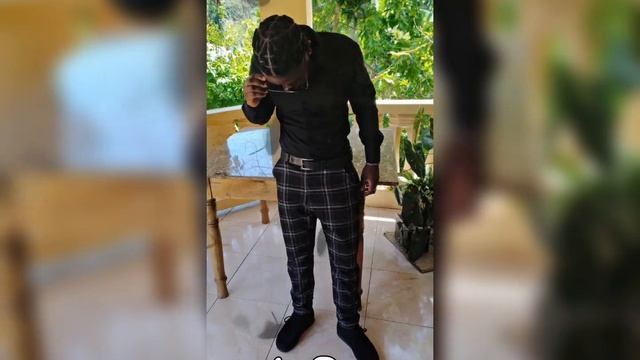 DC Gad - Blue Drawz смотреть онлайн