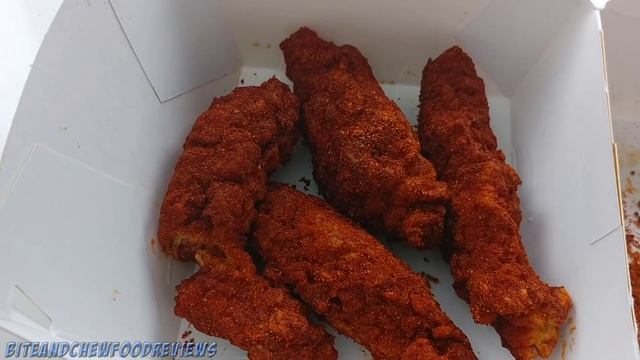 Hardee's Spicy Chicken Tenders! - Food Review! смотреть онлайн