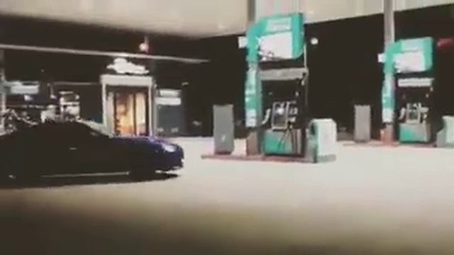 Dua ditahan susulan aksi drift dalam stesen minyak смотреть онлайн
