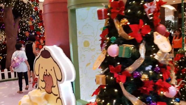 Ada Sanrio Karakter di Pacific Place. Cinnamoroll , Hello Kitty смотреть онлайн