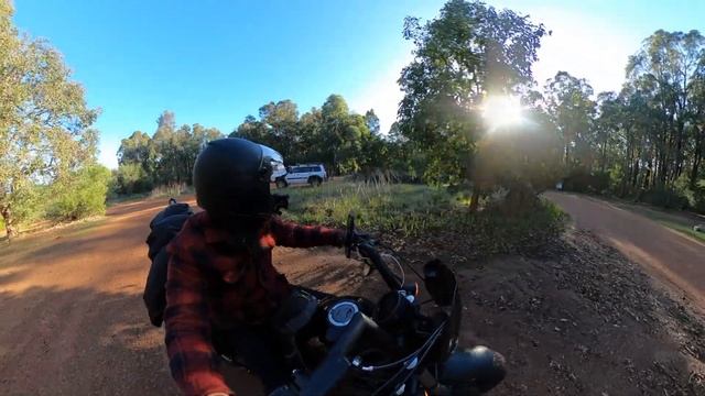 FIRST SOLO MOTOCAMPING | Almost got lost and stuck | Honda Rebel 500 | ep1 смотреть онлайн