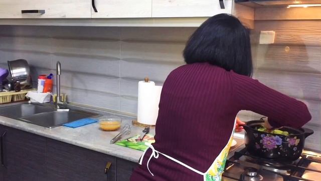 Շոգեխաշված բազուկի տերևներ (shogexashvac bazuk) смотреть онлайн