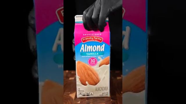 Strawbeery Smoothie смотреть онлайн