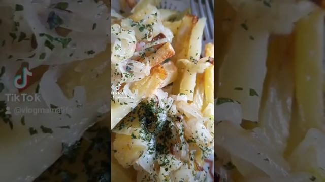 Очень вкусно😉 #влогмамалайф #рецепт #татарскаякухня #праздничныйстол #влог #мясо #салат #мотивация смотреть онлайн