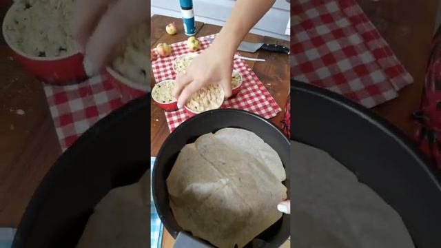 Клафути с крыжовником — французский десерт с русской ягодой. #рецепт #клафути в комментариях 👉 смотреть онлайн