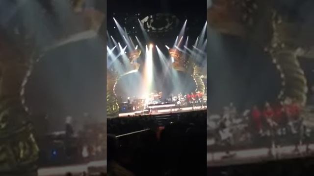Elton john Las Vegas смотреть онлайн