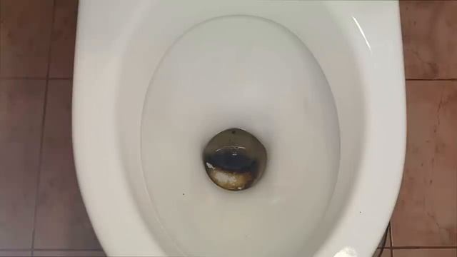 Унитаз как новый за копейки и без всякого аммиака с уксусом !!! смотреть онлайн