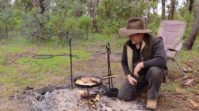 The Ultimate Camp Breakfast Sandwich : [ A Delicious Way to Start Your Day! ] смотреть онлайн