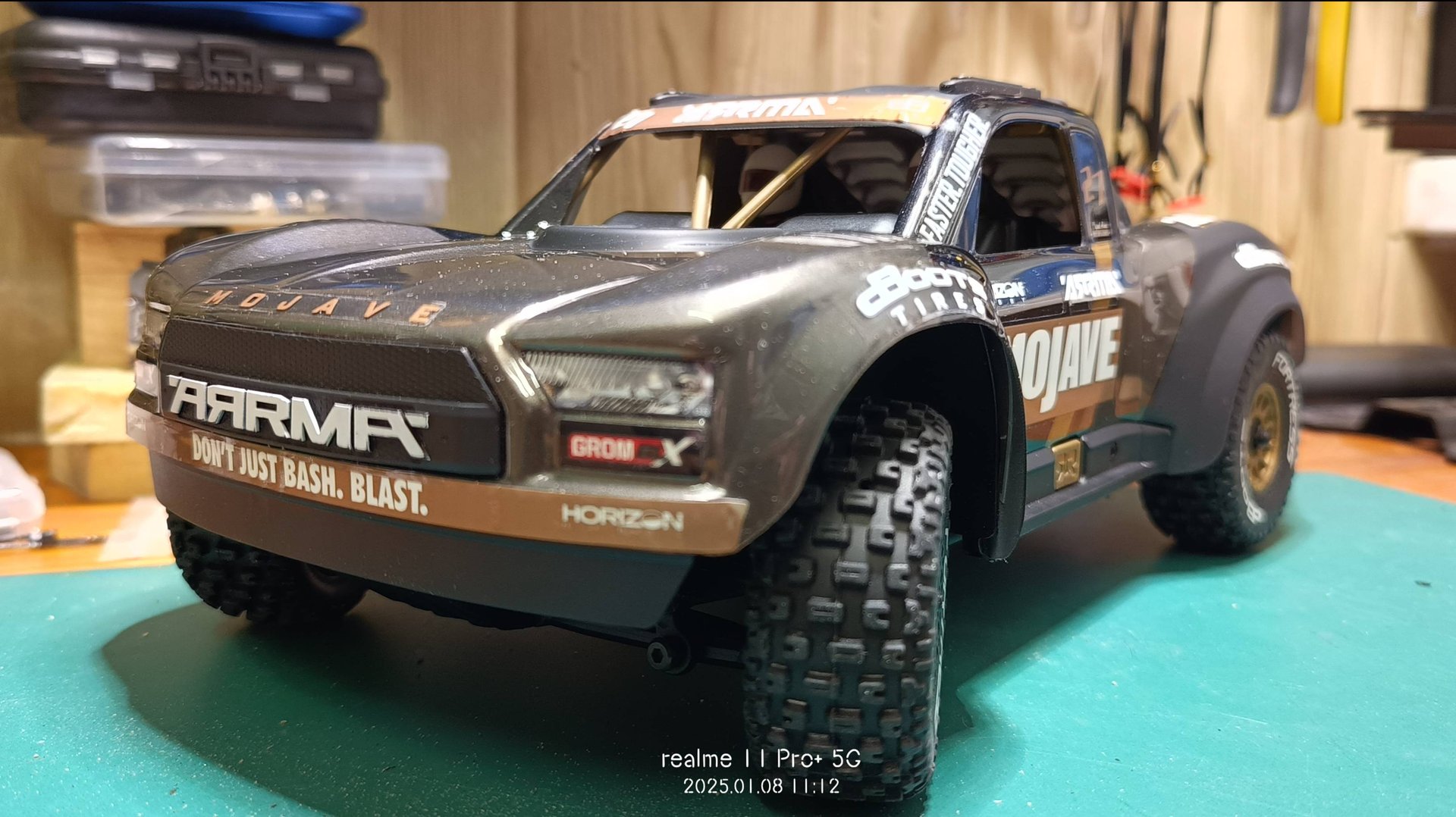 ARRMA MOJAVE GROM 223S BLX Краткий обзор.