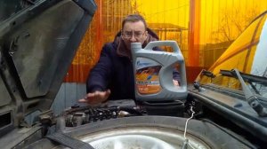 ЧАСТЬ 1-вая.Какое масло заливать в двигатель нивы?