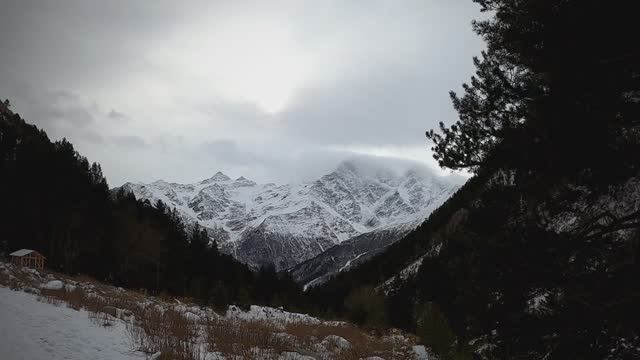 Приэльбрусье, долина реки Терскол смотреть онлайн