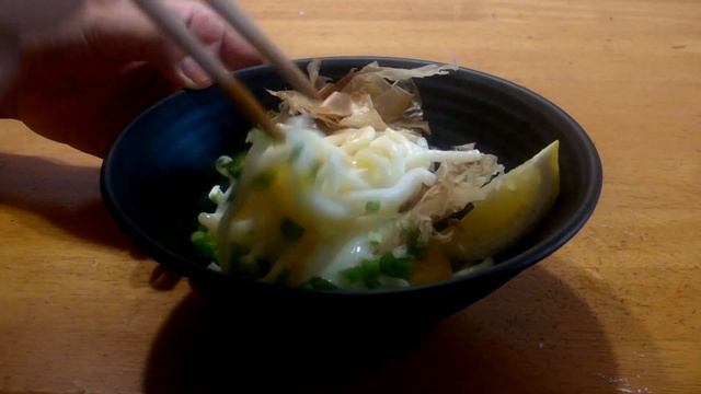 온센타마고(온천계란)&붓카케우동(Bukkake Udon/ぶっかけうどん) смотреть онлайн