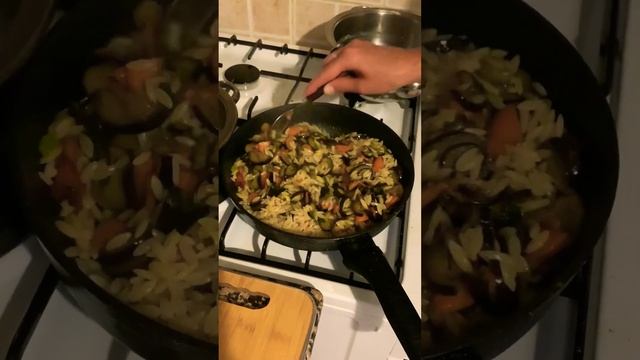 Турция🇹🇷Жаренные овощи с рисом из теста🤓🌴🕌 смотреть онлайн