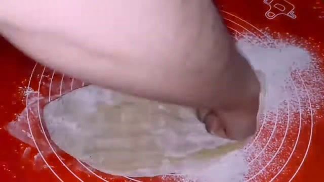 ОЧЕНЬ ВКУСНЫЙ ПЕЛЬМЕНИ СО ШПИНАТОМ!!! смотреть онлайн