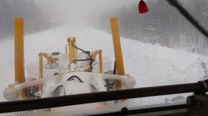 Зима.Работа грейдера KOMATSU