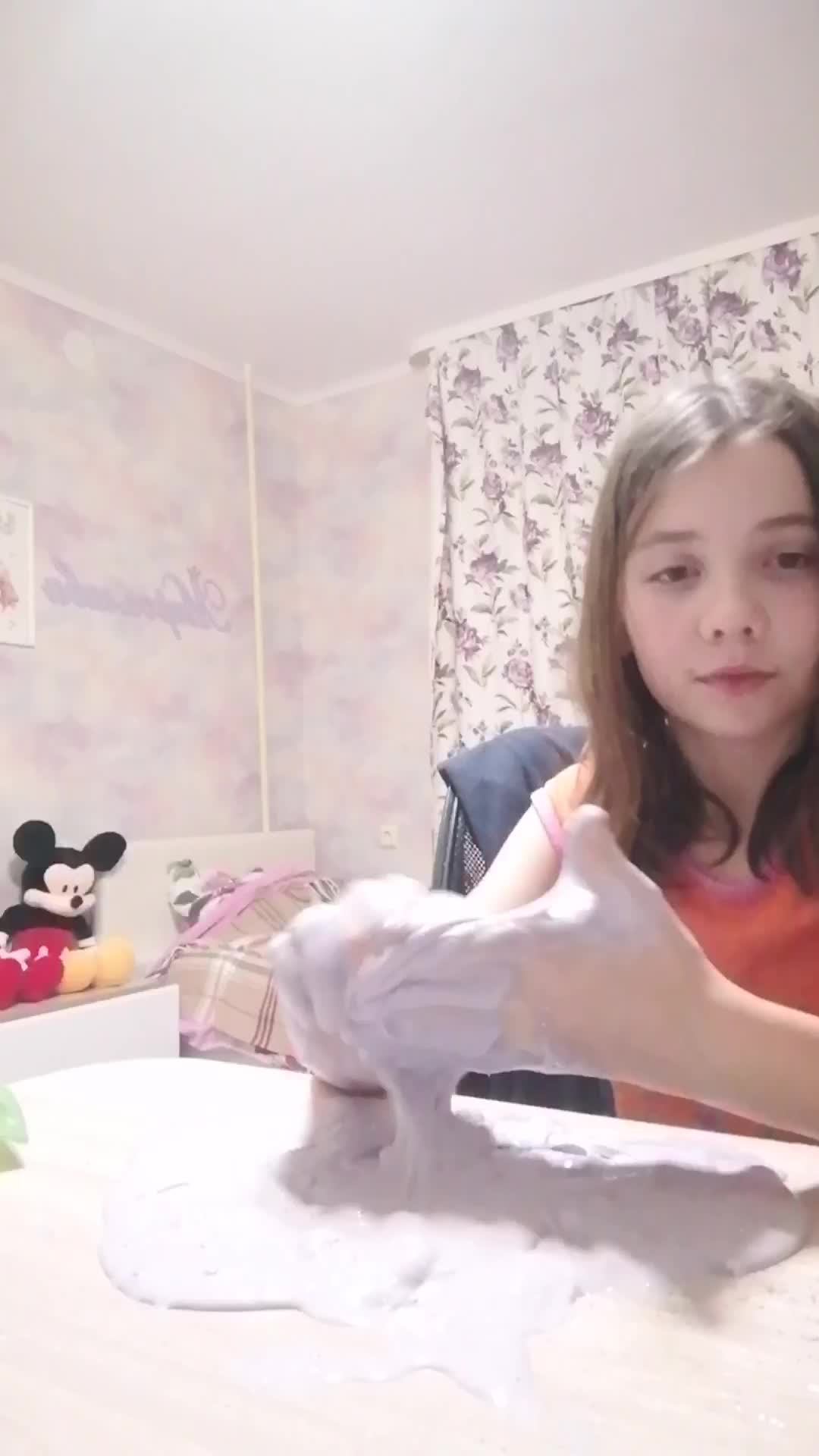 ДЕЛАЕМ СЛАЙМ🤭 смотреть онлайн