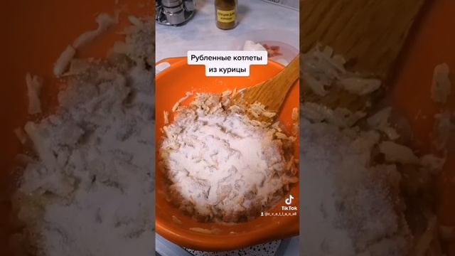 Рубленные котлеты из курицы смотреть онлайн