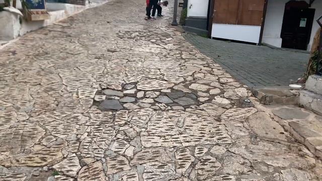 Обзорная прогулка по аутентичному центру Каша по его извилистым, узким и романтичным улочкам смотреть онлайн