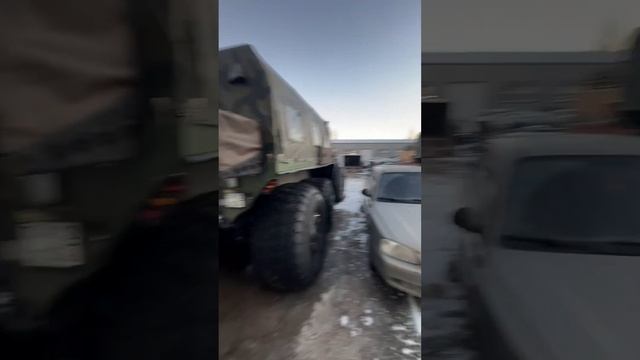 Росомаха 6на6 приехала с экспедиции смотреть онлайн