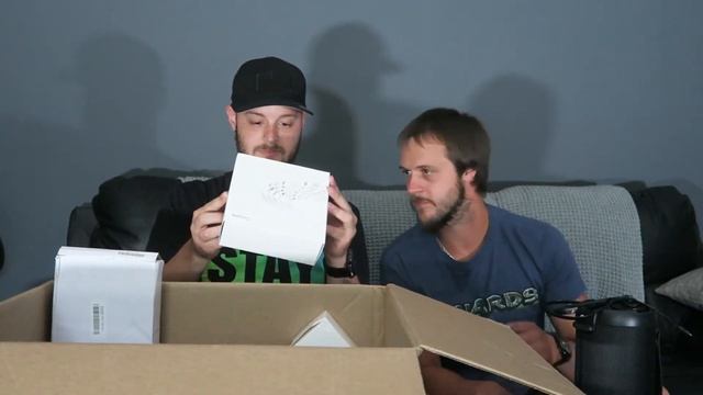PART TWO! WE PAID $320 FOR $2,544 OF AMAZON CUSTOMER ELECTRONIC RETURNS! $1000 DAMASCUS KNIFE?!?! смотреть онлайн