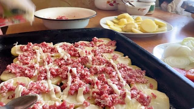 Мясо по французски с фаршем.Мясо по французски.Кешкі асқа оңай дайындалатын тағам. смотреть онлайн