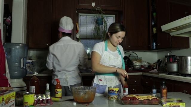 SPAGHETTI TACOS - Cooking with Pepe смотреть онлайн