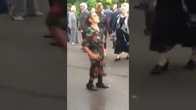 Чудная крутая старушка смотреть онлайн