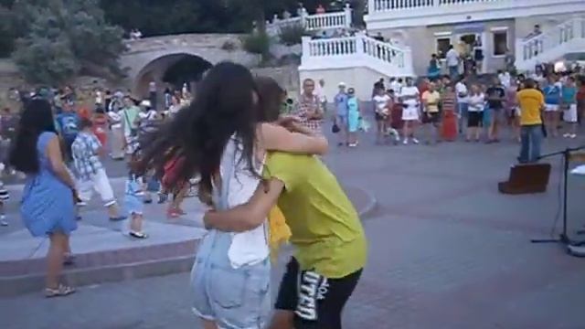 Типичный вечер на бульваре смотреть онлайн