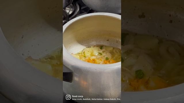 Maggi se bhi jaldi banega ye Pulav #tehri #newshorts #shortvideo #foodshorts #newrecipe смотреть онлайн