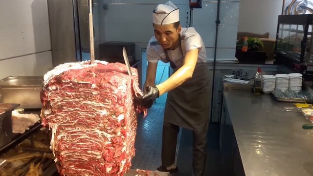 O'zbekistonda 150 kg gigant shaurma | sof laxm go'shtidan tayyorlangan eng katta lavash. смотреть онлайн