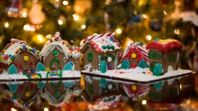 Gingerbread Houses - The Nutcracker Suite