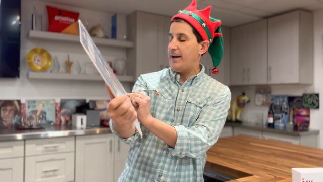 It's a Holiday Album Reveal at Brand Fuel смотреть онлайн