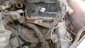 как поменять левую лампочку ближнего света Лада калина