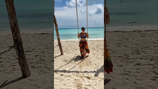 Куба белый песок, синий океан и качели. Это счастье! Куба за 57 тысяч. Тутси - диеты и путешествия. смотреть онлайн