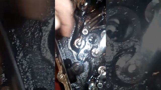 Газель Cummins грязь под клапанной крышкой. смотреть онлайн