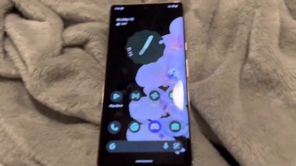 Google Pixel 6 Pro: Android 13.0 Tiramisu Beta 2