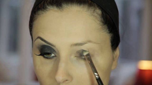 Nineties Makeup - Makeup Delight for Deborah Milano смотреть онлайн