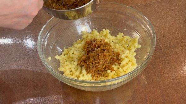 МУКА + ВОДА и МАСЛО! Никто не верит , что готовлю их ТАК просто и вкусно !!! Постные ЧЕБУРЕКИ!!!