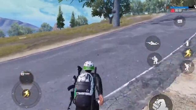 Играю в PUBG MOBILE попадаю в десятку лучших это просто каша смотреть онлайн