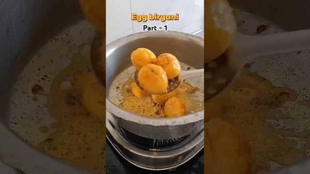 अंडा बिर्यानी 🥵🥵🥵🥵 #rujutapatil #youtubeshorts #youtube #shorts #explore #biryani #foryou #trending смотреть онлайн